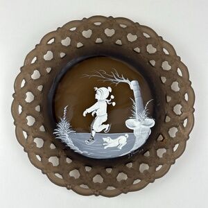 Westmoreland 1978 Brown Mist Glass Plate‎ Mary Gregory Boy Skating Signed